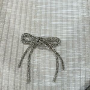 Untamed petals - park avenue bow.